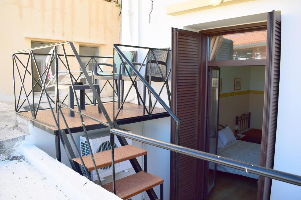 Stoa Rooms Chania  Bagian luar foto