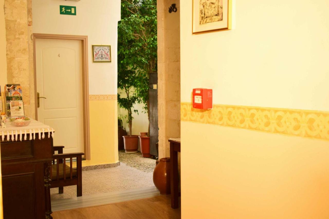 Stoa Rooms Chania  Bagian luar foto